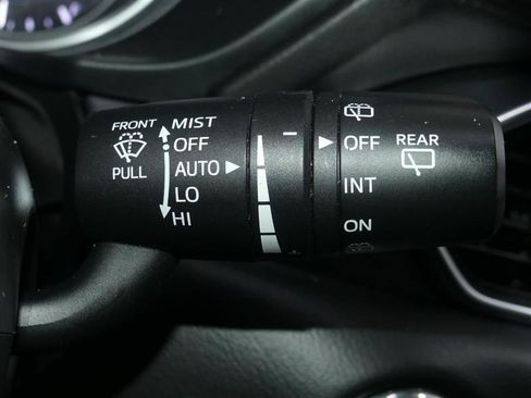 Used 2019 MAZDA CX-5 Touring image 34