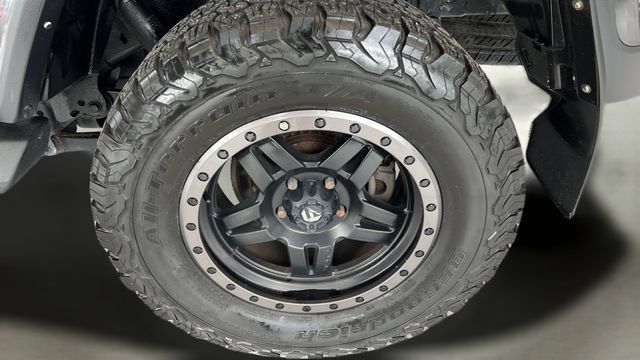 Used 2021 Jeep Gladiator Overland w/ Uconnect 4C Nav & Sound Group AWD/4WD image 23