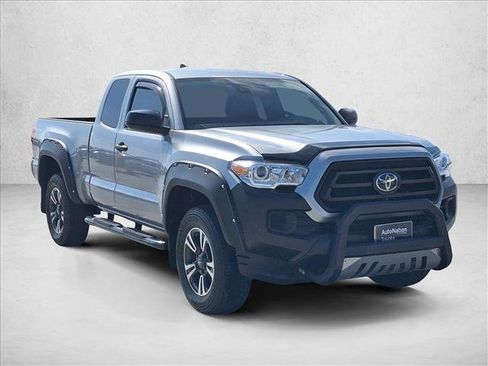 Used 2020 Toyota Tacoma SR RWD image 3