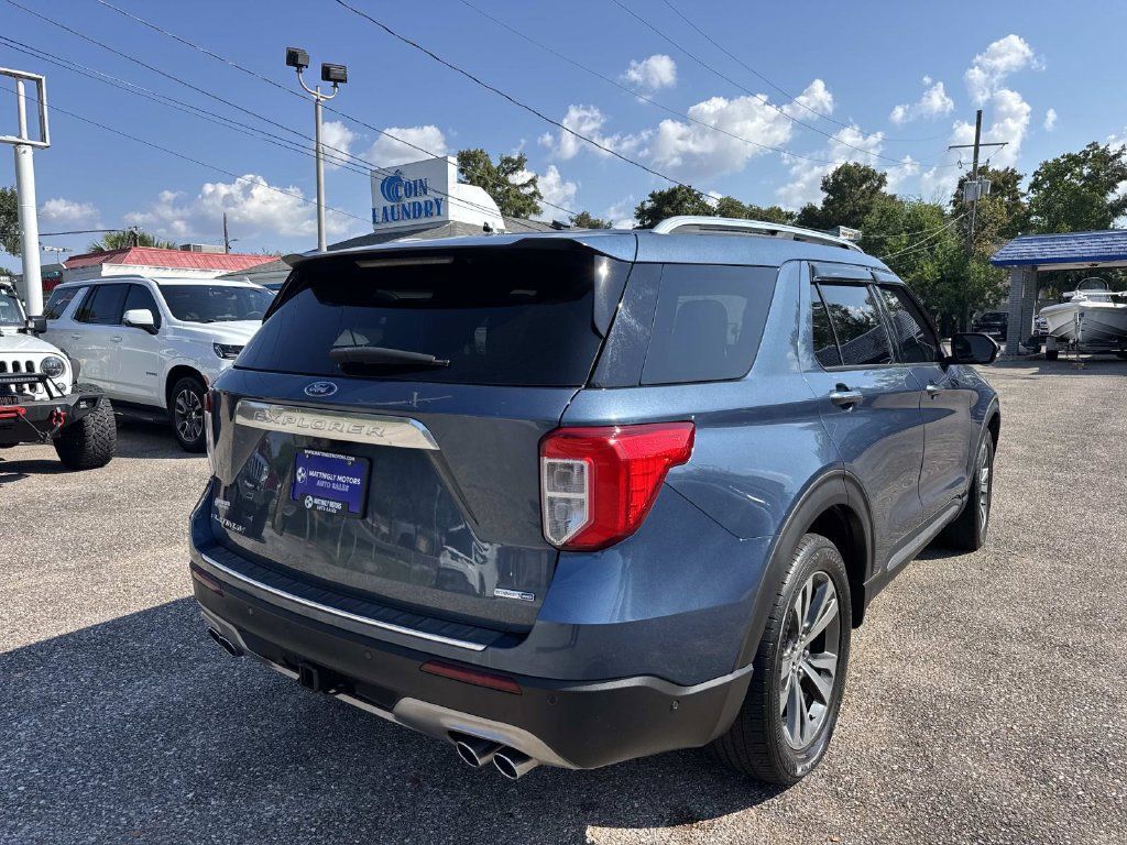 Used 2020 Ford Explorer Platinum w/ Premium Technology Package AWD/4WD image 7
