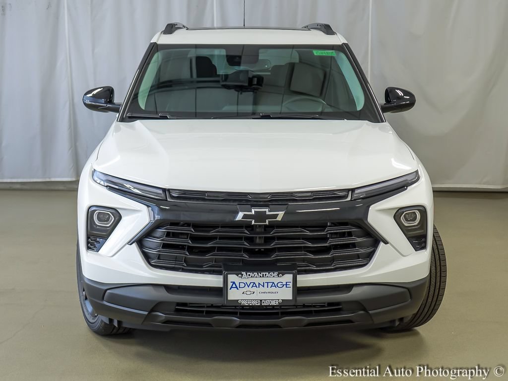 Used 2026 Chevrolet TrailBlazer LT w/ Convenience Package AWD/4WD image 5