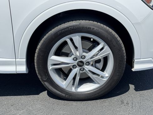 Used 2024 Audi Q3 2.0T Premium Plus w/ Premium Plus Package AWD/4WD image 11
