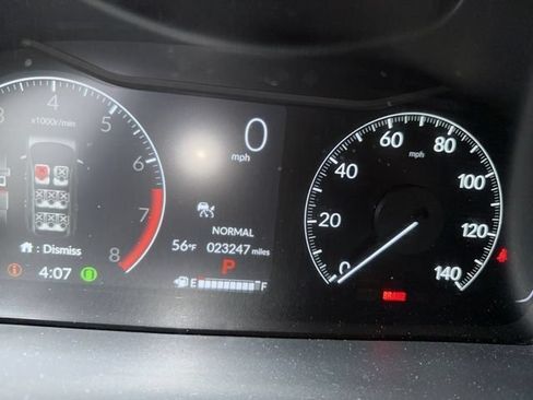 Used 2024 Honda Pilot EX-L image 6