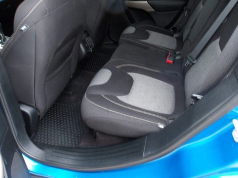 Used 2017 Jeep Cherokee Sport w/ Cold Weather Group image 22