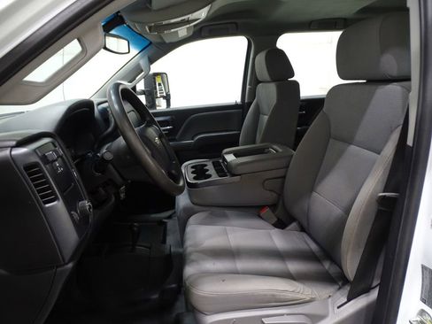 Used 2017 Chevrolet Silverado 3500 W/T w/ WT Convenience Package image 8