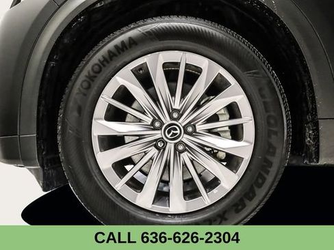 Used 2025 MAZDA CX-90 3.3 Turbo w/ Preferred Package image 9