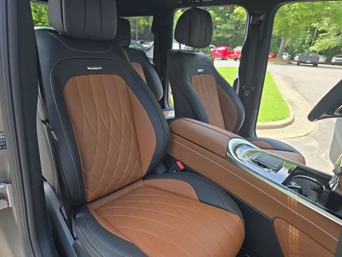 Certified 2026 Mercedes-Benz G 63 AMG 4MATIC image 10
