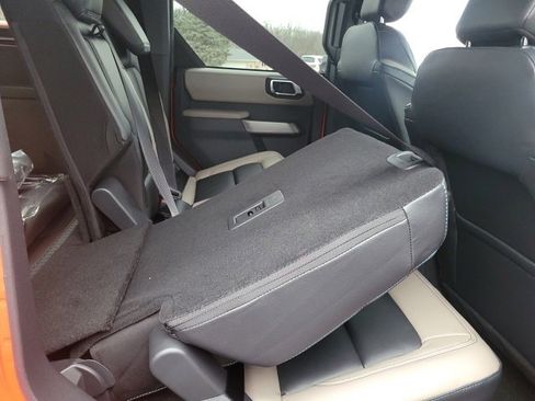 Used 2023 Ford Bronco Wildtrak image 25