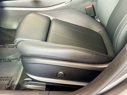 Certified 2025 Mercedes-Benz CLA 250 image 18