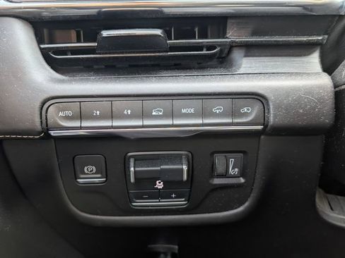 Used 2021 Cadillac Escalade Sport Platinum image 11