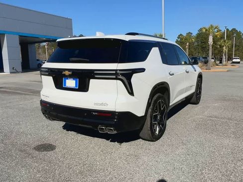 Used 2025 Chevrolet Traverse High Country w/ LPO, Floor Liner Package image 8