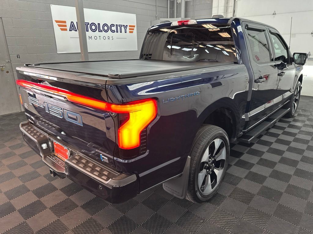 Used 2024 Ford F150 Lightning Platinum AWD/4WD image 9