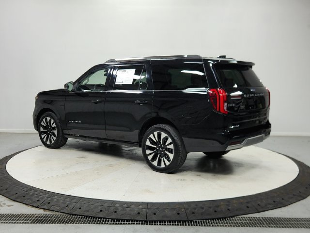 Used 2025 Ford Expedition Platinum w/ Driver's Package AWD/4WD image 6