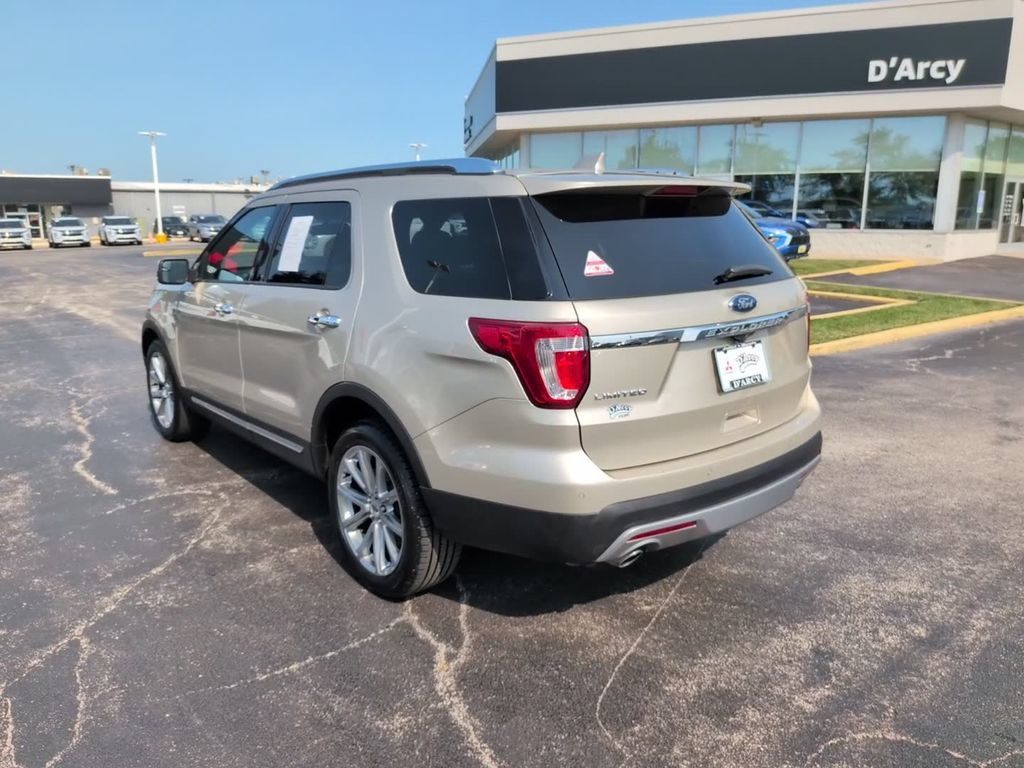 Used 2017 Ford Explorer Limited FWD image 8