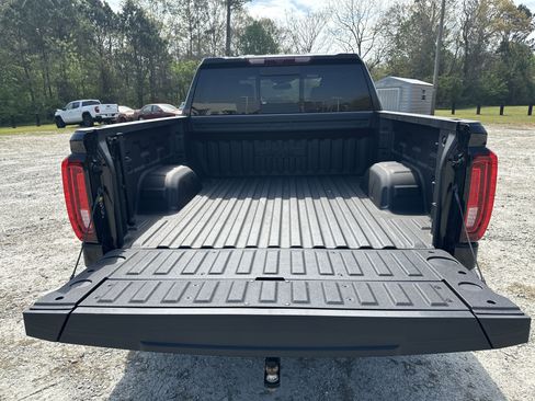 Used 2025 GMC Sierra 1500 Denali image 15