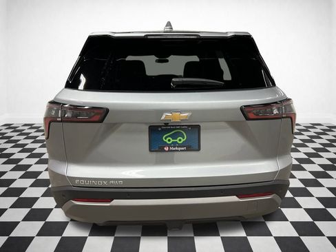 Certified 2025 Chevrolet Equinox LT image 8