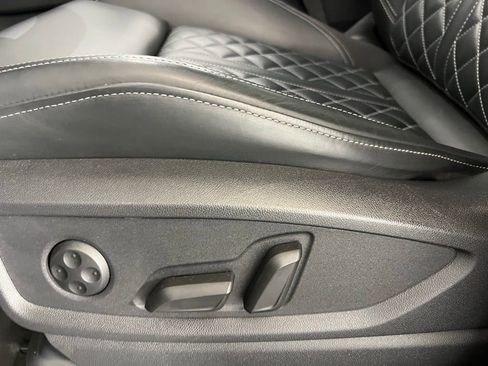 Used 2023 Audi SQ5 Premium Plus w/ Premium Plus Package image 25