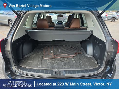 Used 2022 Subaru Forester Touring AWD/4WD image 30