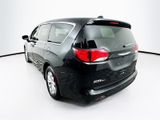 Used 2017 Chrysler Pacifica Touring w/ Tire & Wheel Group image 5