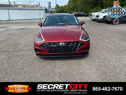 Used 2023 Hyundai Sonata Limited FWD image 2