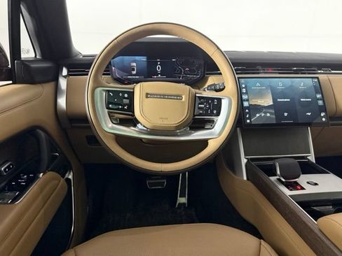 Used 2025 Land Rover Range Rover SE AWD/4WD image 27