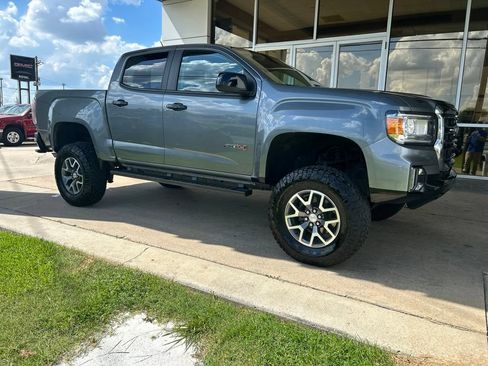 Used 2022 GMC Canyon AT4 AWD/4WD image 2