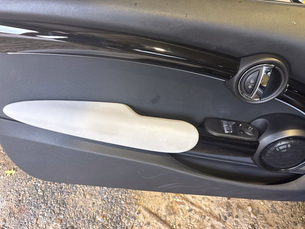 Used 2023 MINI Cooper SE FWD image 10