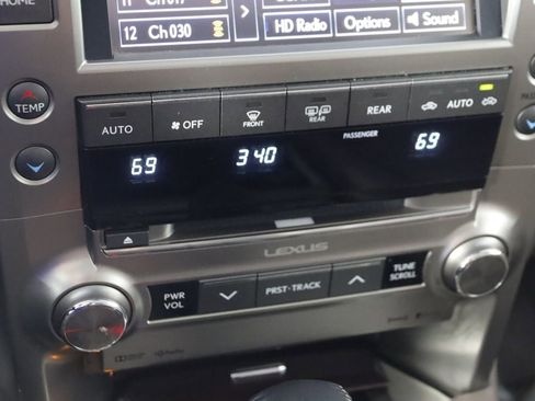 Used 2019 Lexus GX 460 Premium image 25