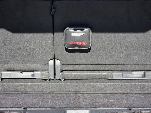 Certified 2025 Toyota Sequoia Platinum image 25