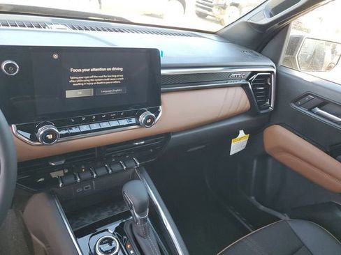 New 2026 GMC Canyon AT4 image 27