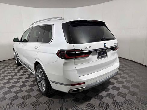 Used 2023 BMW X7 xDrive40i w/ Premium Package image 5