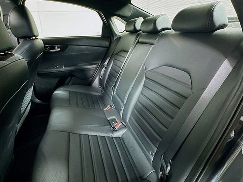 Used 2024 Kia Forte GT w/ GT2 Package image 24
