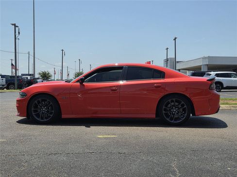 Used 2023 Dodge Charger Scat Pack w/ Plus Group RWD image 8