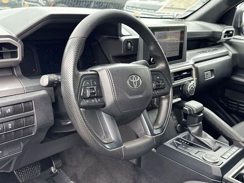 Used 2024 Toyota Tacoma SR5 image 9