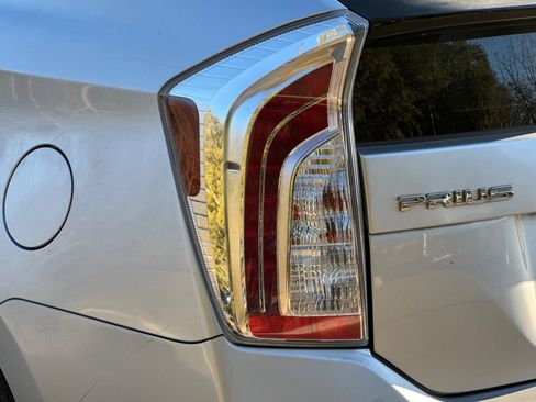 Used 2012 Toyota Prius Three image 48