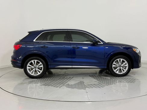 Certified 2025 Audi Q3 2.0T Premium w/ Convenience Package image 8