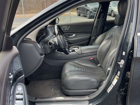 Used 2020 Mercedes-Benz S 560 4MATIC Sedan image 7