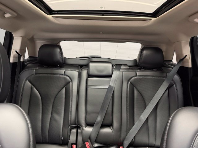Used 2023 Lincoln Nautilus Reserve AWD/4WD image 20