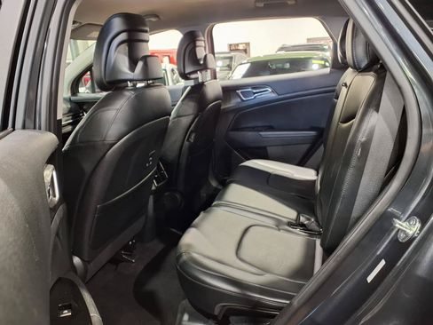 Used 2024 Kia Sportage EX AWD/4WD image 19