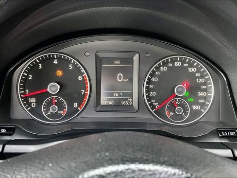 Used 2012 Volkswagen Eos Komfort FWD image 13