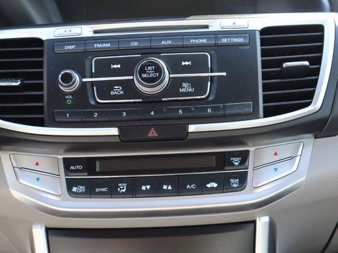 Used 2015 Honda Accord LX image 17