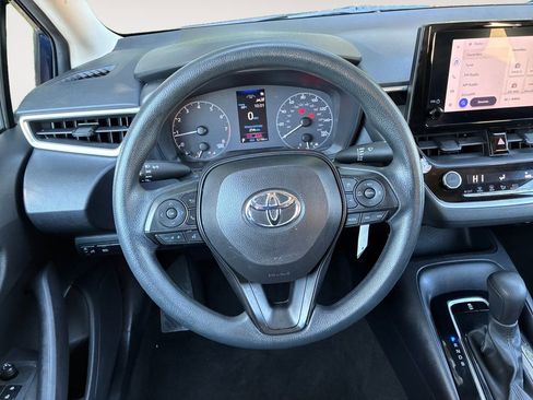Used 2024 Toyota Corolla LE FWD image 12