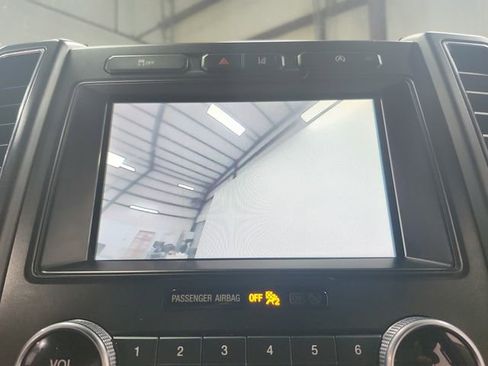 Used 2021 Ford Expedition Max Limited RWD image 31
