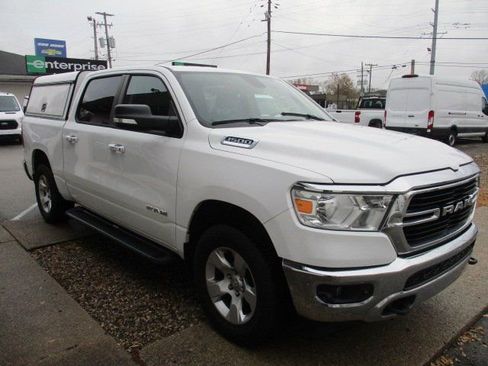 Used 2020 RAM 1500 Big Horn AWD/4WD image 3