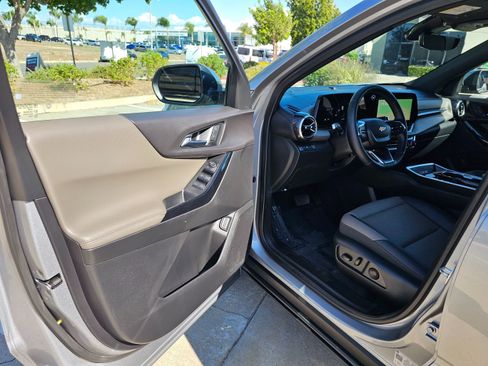 Used 2025 Chevrolet Equinox LT w/ Convenience Package II image 15