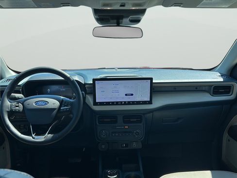 Used 2025 Ford Maverick Lariat w/ 4K Tow Package AWD/4WD image 13