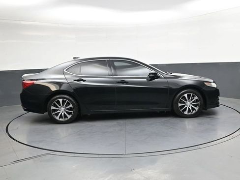 Used 2017 Acura TLX image 3