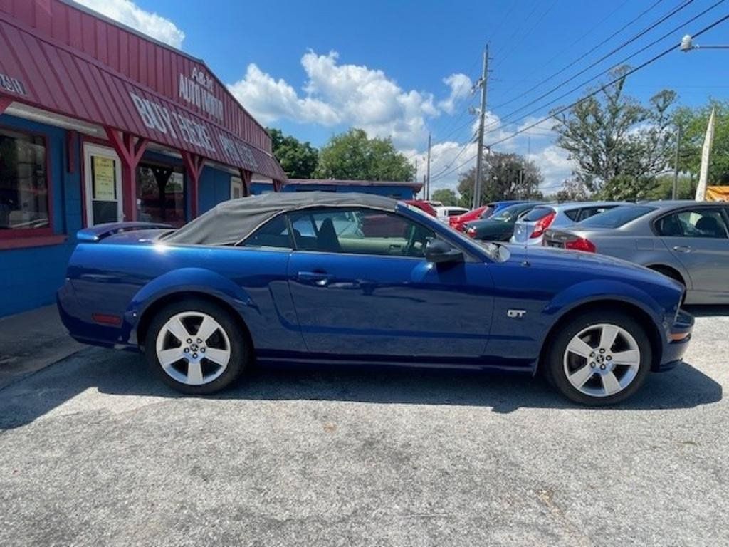 Used 2006 Ford Mustang GT RWD image 4