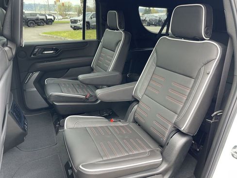 New 2026 GMC Yukon XL AT4 Ultimate AWD/4WD image 26