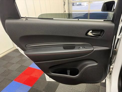 Used 2025 Dodge Durango R/T AWD/4WD image 12